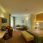 Awa Hotel 4*