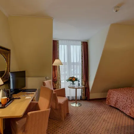 Hotel Awa München
