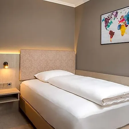 Hotel Awa