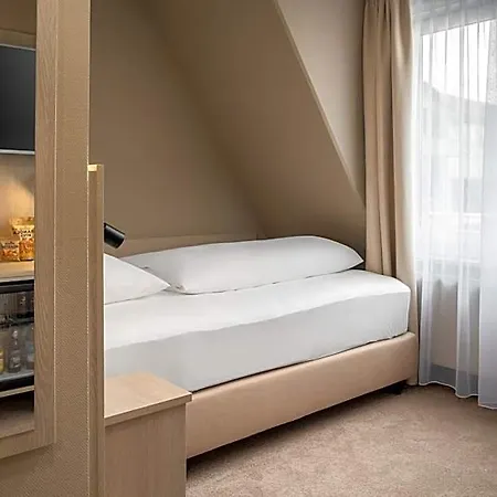Awa Hotel München