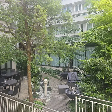 Hotel Awa München