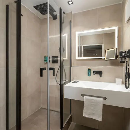 Hotel Awa 4*