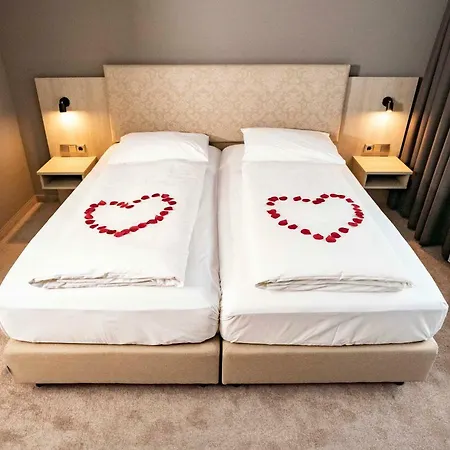 Hotel Awa 4*